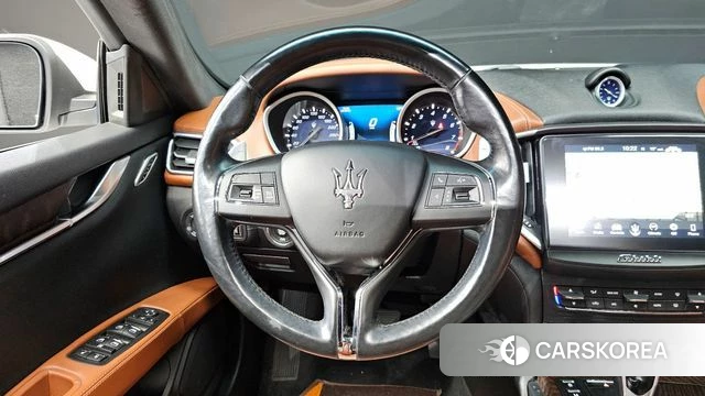 Maserati Ghibli 2018 Белый из Кореи, фото 4