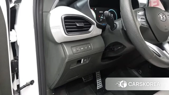 Hyundai The New Santa Fe 2022 Белый из Кореи, фото 4