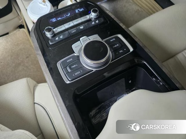 Genesis G90 2019 Черный из Кореи, фото 4