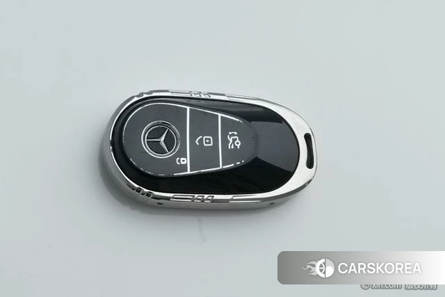 Mercedes-Benz Class C 2023 Белый из Китая, фото 4