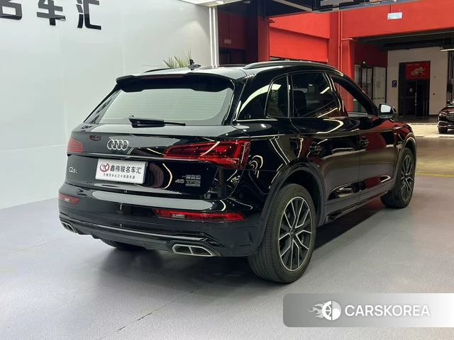 Audi Q5L 2024 Черный из Китая, фото 4