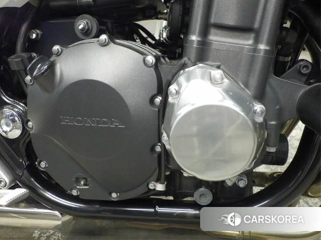 Проданный Honda CB1300SF BOLDOR ABS 2013 из Японии, фото 5