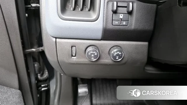 Chevrolet (GM Daewoo) Real New Colorado 2021 Черный из Кореи, фото 4