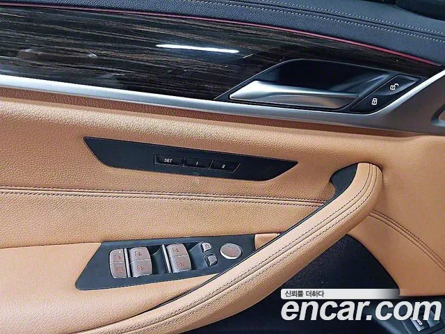 BMW 5 Series (G30) id 2706631 из Кореи 4