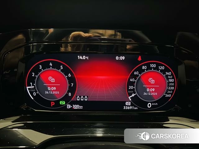 Volkswagen Golf 2022 Белый из Китая, фото 4