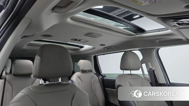 Kia The New Carnival 4th Generation 2025 Белый из Кореи, фото 4
