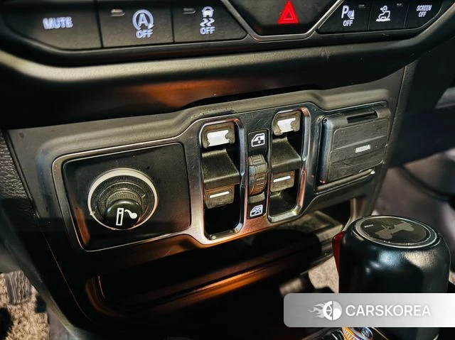 Jeep Wrangler (JL) 2021 Серый из Кореи, фото 4