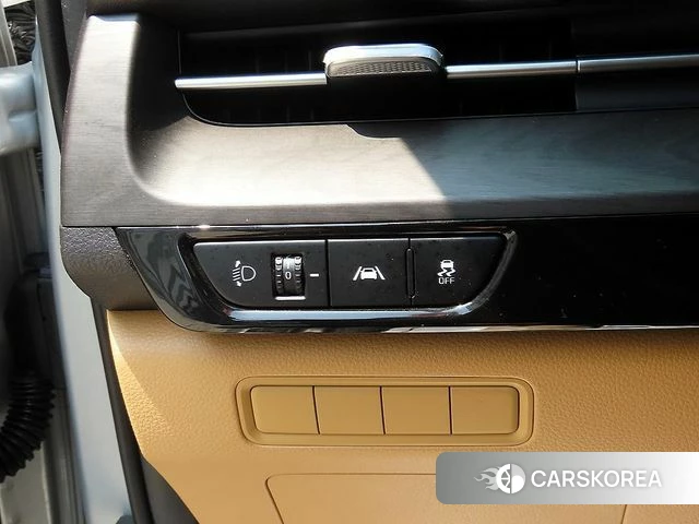 Kia Carnival 4th generation 2022 Серебряный из Кореи, фото 4