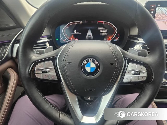 BMW 5 Series (G30) 2021 Черный из Кореи, фото 4
