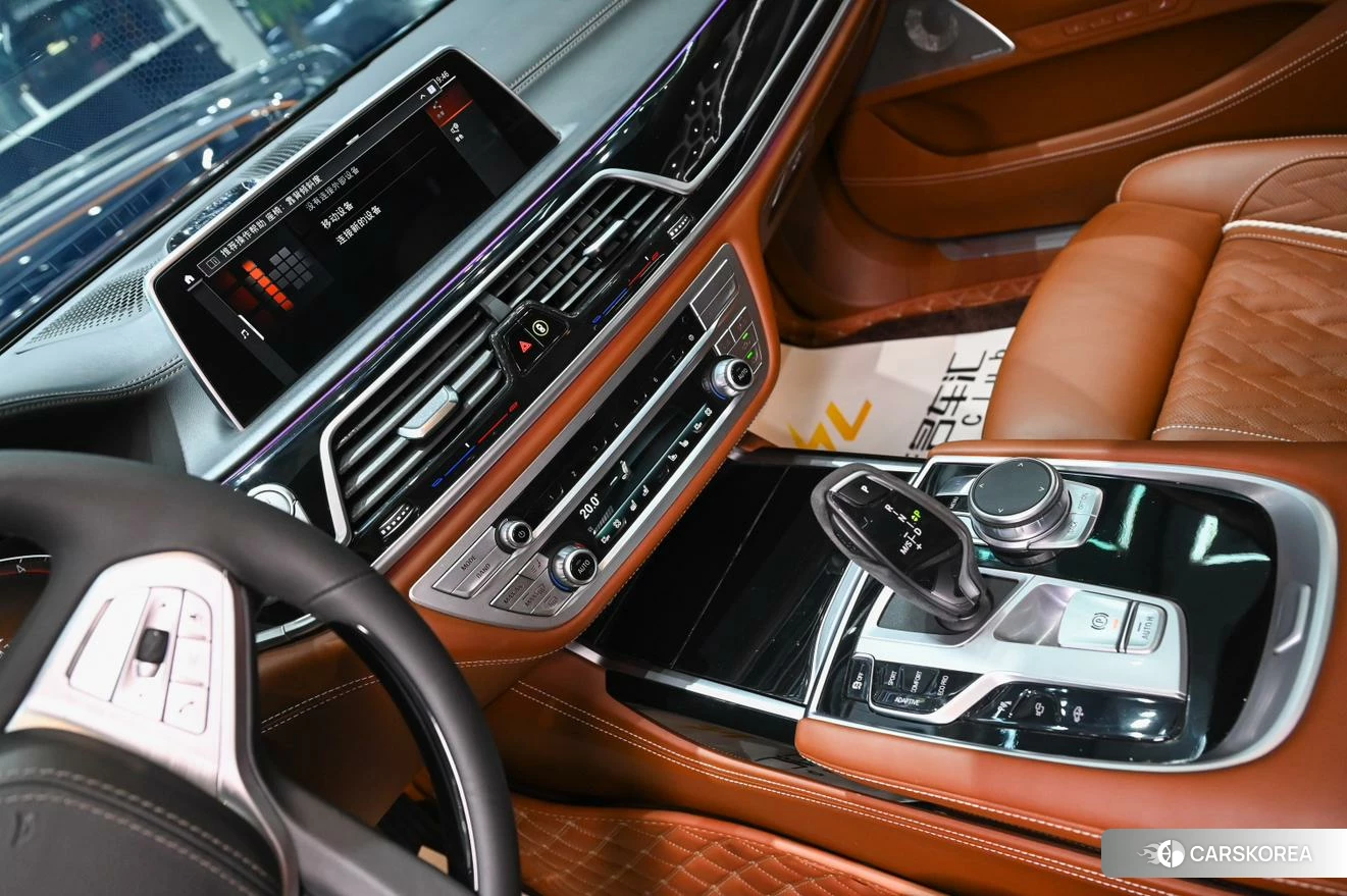 BMW 7 series 2021 Черный из Китая, фото 4