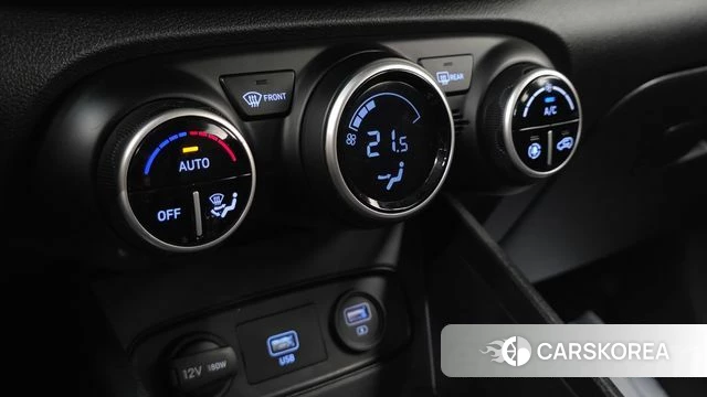 Hyundai Venue 2019 Белый из Кореи, фото 4