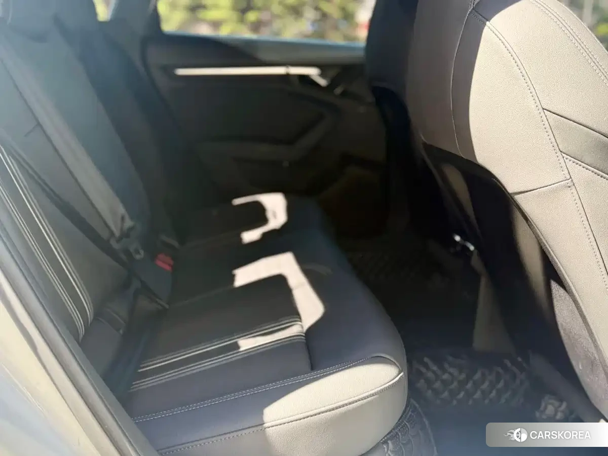 Audi A3 2023 Белый из Китая, фото 5