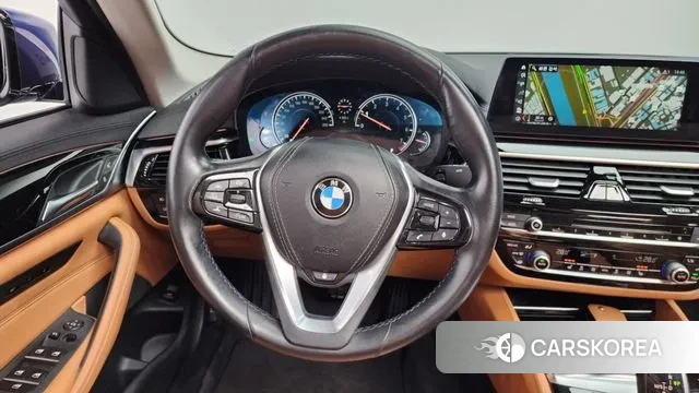 BMW 5 Series (G30) 2018 Синий из Кореи, фото 4
