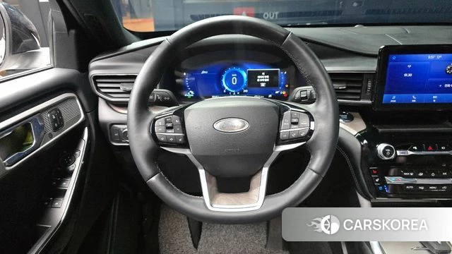Ford Explorer 6th Generation 2022 Белый из Кореи, фото 4