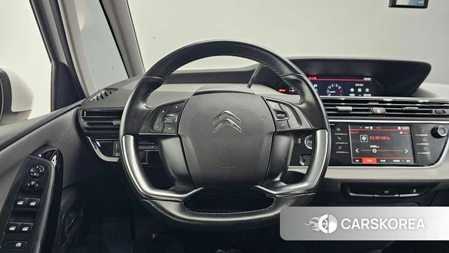 Citroen / DS Grand C4 Picasso 2018 Белый из Кореи, фото 4