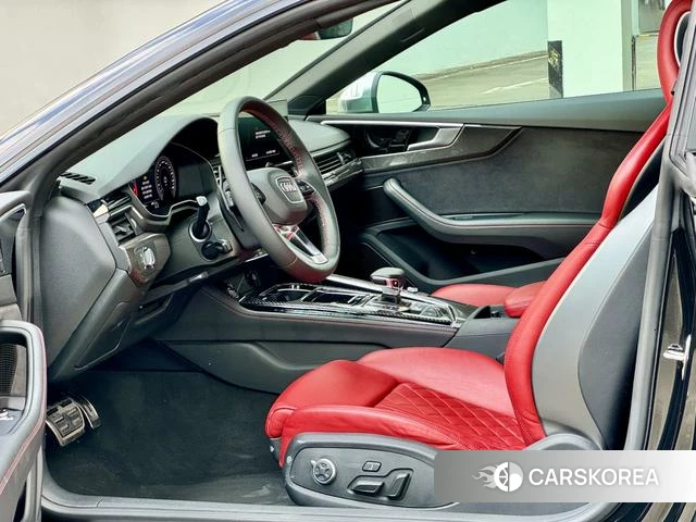 Audi S5 2023 Черный из Китая, фото 4