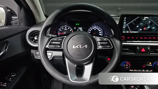 Kia The New K3 2nd generation 2023 Черный из Кореи, фото 4