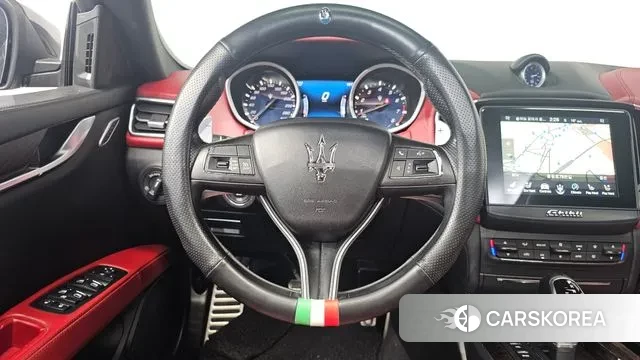 Maserati Ghibli 2018 Черный из Кореи, фото 4