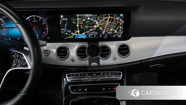 Mercedes-Benz E-Class W213 2021 Белый из Кореи, фото 4