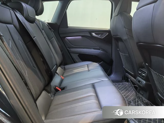 Audi Q4 e-tron 2025 Синий из Китая, фото 4