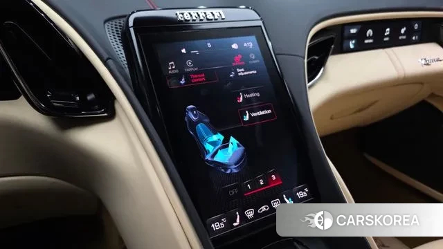 Ferrari Rome 2023 Белый из Кореи, фото 4