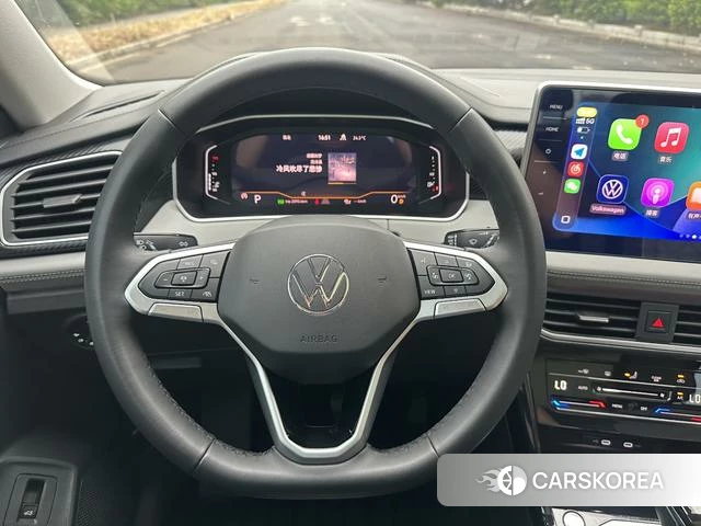 Volkswagen Tanyue 2023 Темно-серый из Китая, фото 4