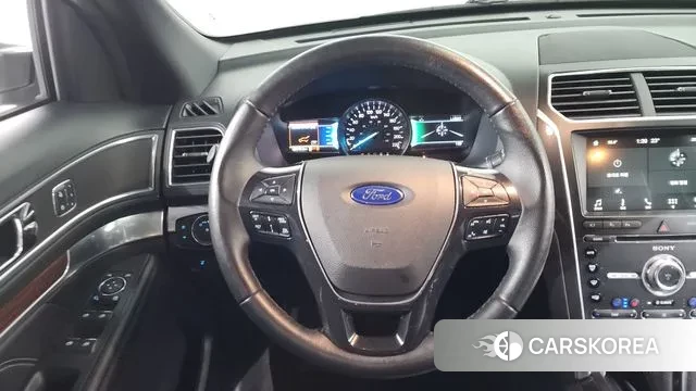 Ford Explorer 2018 Белый из Кореи, фото 4