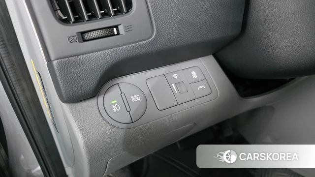 Hyundai The New Grand Starex 2019 Серебристо-серый из Кореи, фото 4