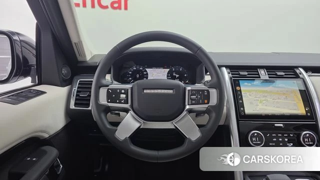 Land Rover Discovery 5 2024 Белый из Кореи, фото 4