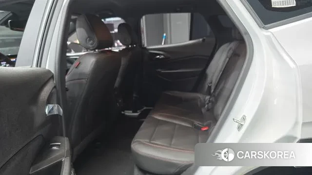 Chevrolet (GM Daewoo) Trax Crossover 2024 Белый из Кореи, фото 4