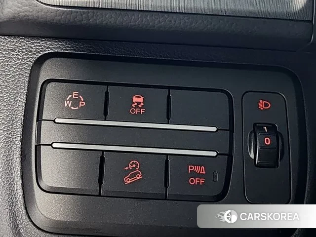 Ssangyong Tivoli Armor 2018 Белый из Кореи, фото 4