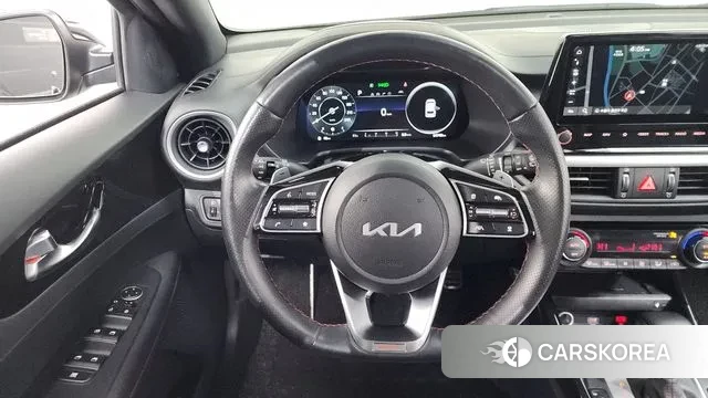 Kia The New K3 2nd generation 2023 Серый из Кореи, фото 4