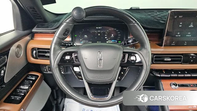 Lincoln Aviator 2nd generation 2021 Белый из Кореи, фото 4