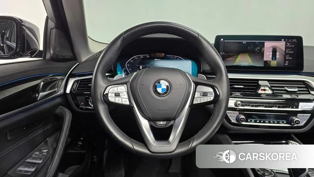 BMW 5 Series (G30) 2021 Черный из Кореи, фото 4