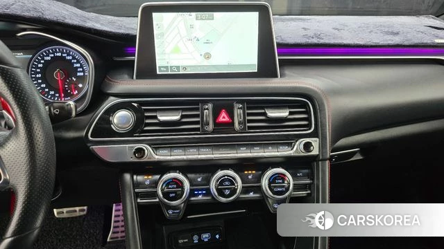 Genesis G70 2018 Черный из Кореи, фото 4