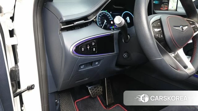Genesis GV70 2022 Белый из Кореи, фото 4