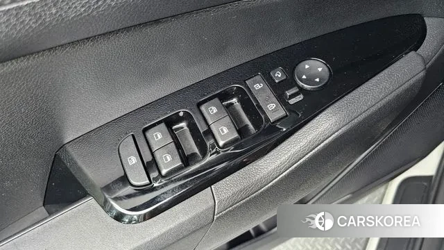 Kia Sportage 5th Generation Hybrid 2022 Белый из Кореи, фото 4