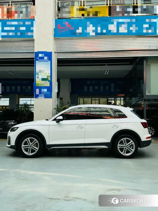 Audi Q5L 2022 Белый из Китая, фото 4