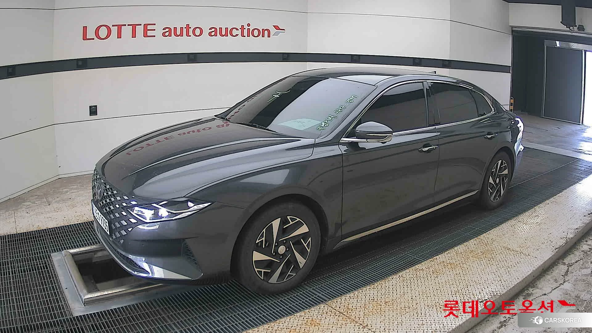 Hyundai Grandeur Hybrid 2022 Nocturne Grey Metallic из Кореи, фото 4