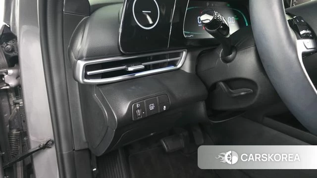 Hyundai The New Avante Hybrid (CN7) 2023 Серый из Кореи, фото 4