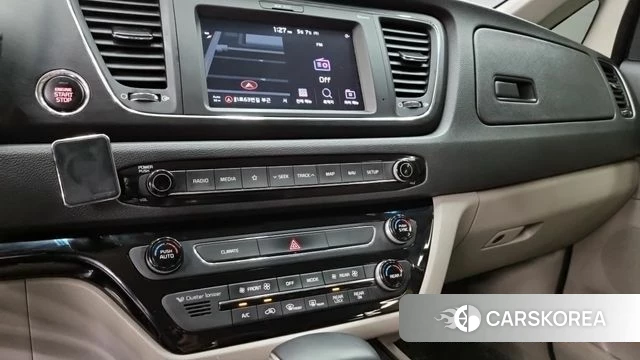 Kia The New Carnival 2019 Белый из Кореи, фото 4