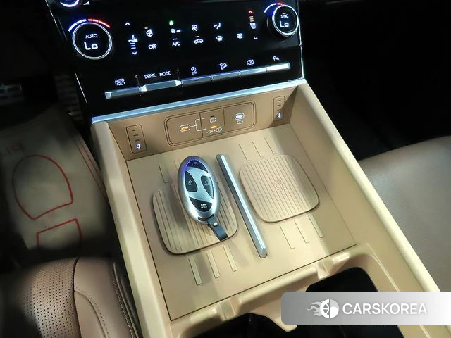 Hyundai Santa Fe (MX5) 2024 Белый из Кореи, фото 4