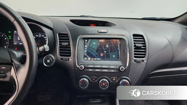 Kia The New K3 2018 Белый из Кореи, фото 4