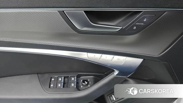 Audi A6 (C8) 2021 Белый из Кореи, фото 4