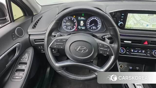 Hyundai Sonata (DN8) 2021 Серебристо-серый из Кореи, фото 4