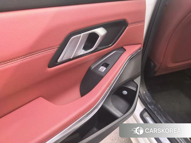 BMW 3 series id 3907899 из Китая 4
