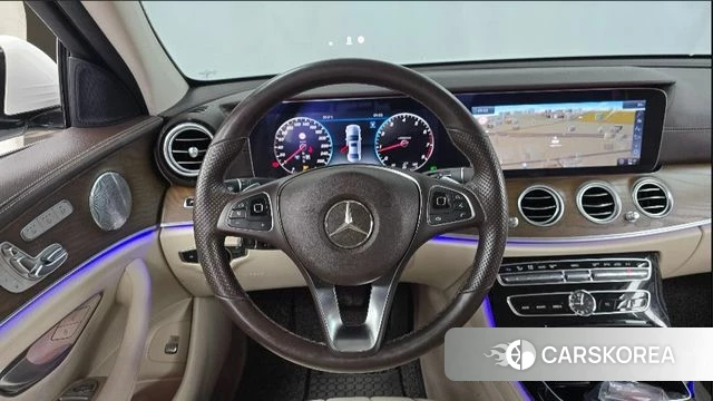 Mercedes-Benz E-Class W213 2018 Белый из Кореи, фото 4