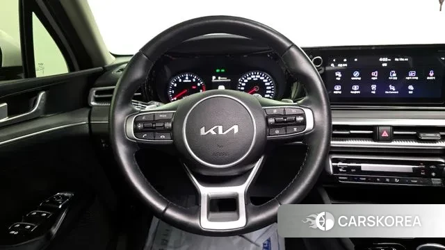 Kia K5 3rd generation 2023 Белый из Кореи, фото 4