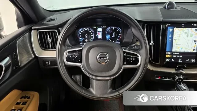 Volvo XC60 second Generation 2020 Белый из Кореи, фото 4