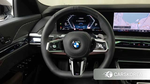BMW 7 Series (G70) 2026 Черный из Кореи, фото 4